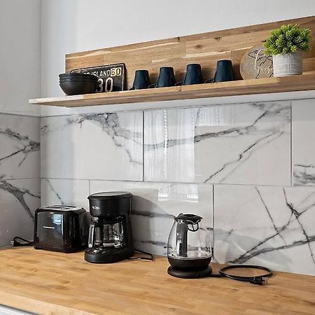 Center Of Little Italy #4 Apartment Кливланд Екстериор снимка