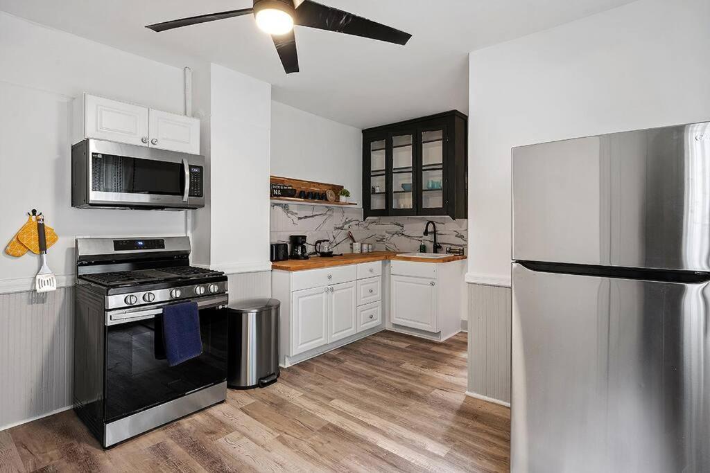 Center Of Little Italy #4 Apartment Кливланд Екстериор снимка