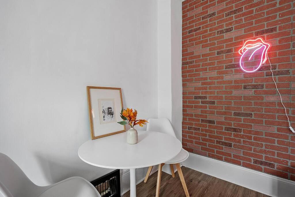 Center Of Little Italy #4 Apartment Кливланд Екстериор снимка