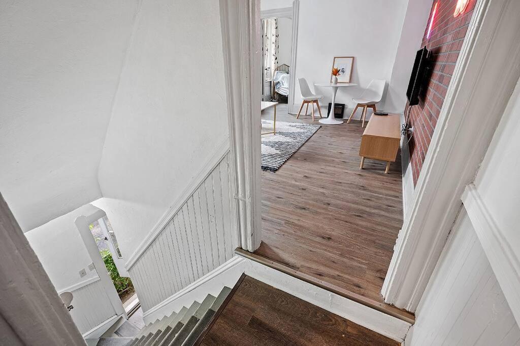 Center Of Little Italy #4 Apartment Кливланд Екстериор снимка